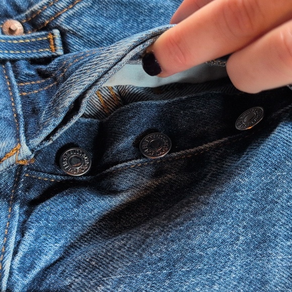 195-Vintage Levis‎ Blue Denim Women's Shorts - Picture 5 of 7